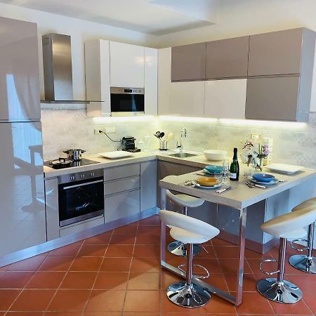 Appartamento Nice Forte Dei Marmi Querceta Eksteriør bilde